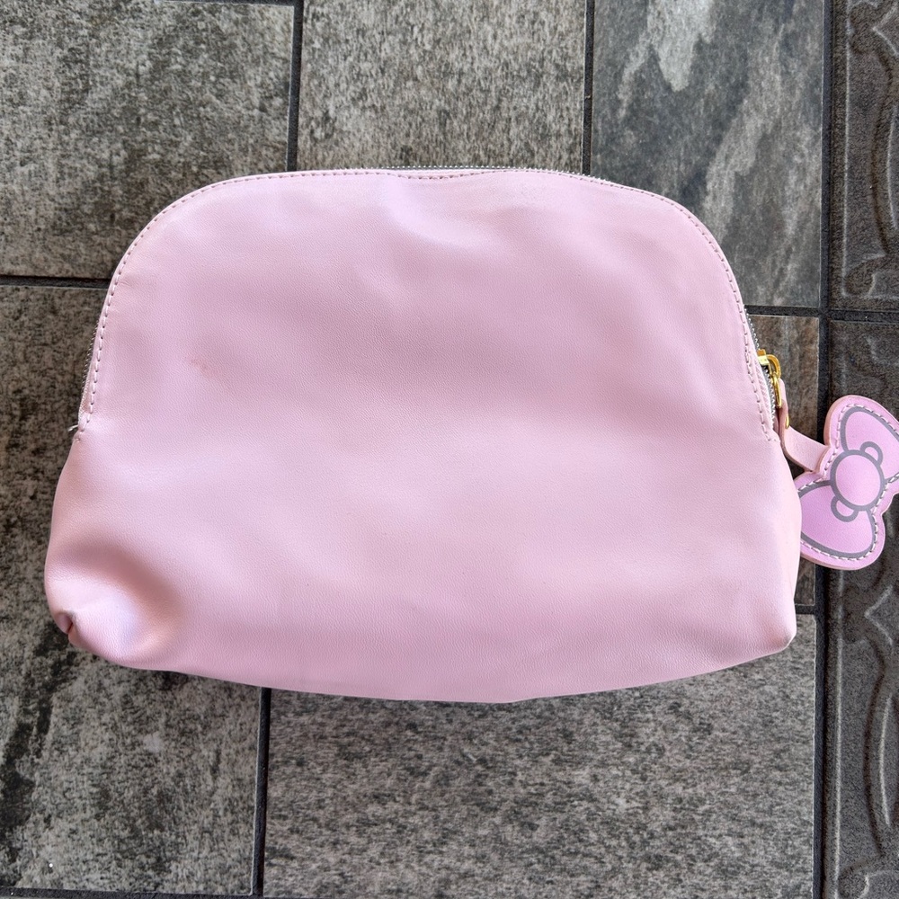 NWOT Authentic Hello Kitty Bag - Picture 4 of 6